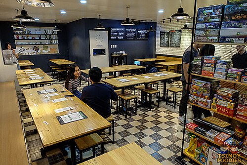 Board game café