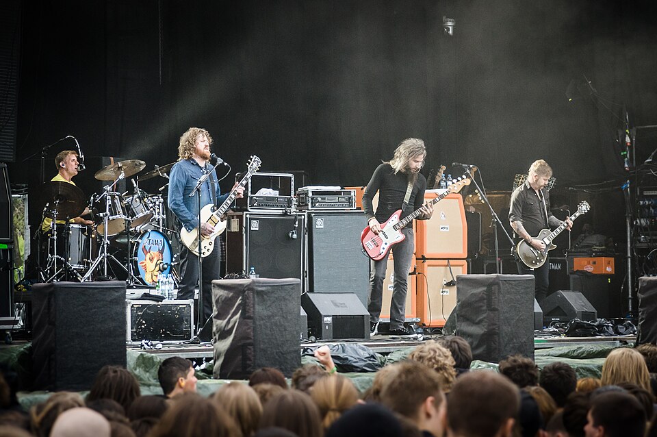 Mastodon (band)